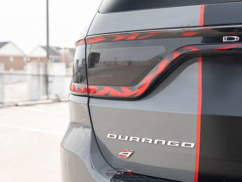 Used 2022 Dodge Durango R/T w/ Tow 'N Go Package AWD/4WD image 48