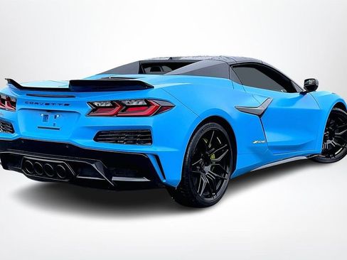 Used 2023 Chevrolet Corvette Z06 w/ Stealth Interior Trim Package image 6