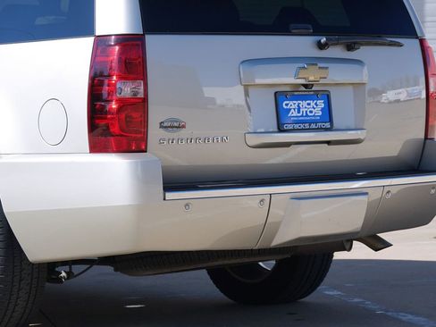 Used 2014 Chevrolet Suburban LTZ image 32