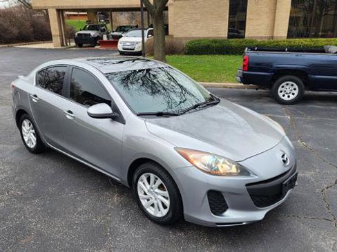 Used 2012 MAZDA MAZDA3 i Touring FWD image 12