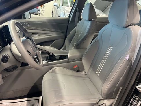 Used 2021 Hyundai Elantra SEL w/ Convenience Package image 24