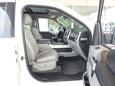 Used 2015 Ford F150 Lariat w/ Equipment Group 502A Luxury AWD/4WD image 60