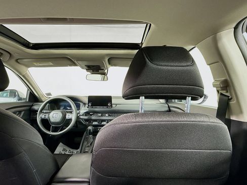 Used 2024 Honda Accord EX image 27