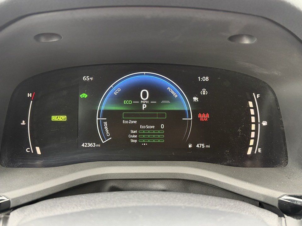 Used 2025 Toyota Camry LE FWD image 15