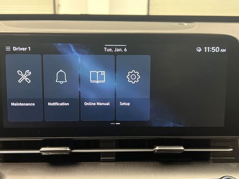 Used 2024 Hyundai Kona SEL image 52