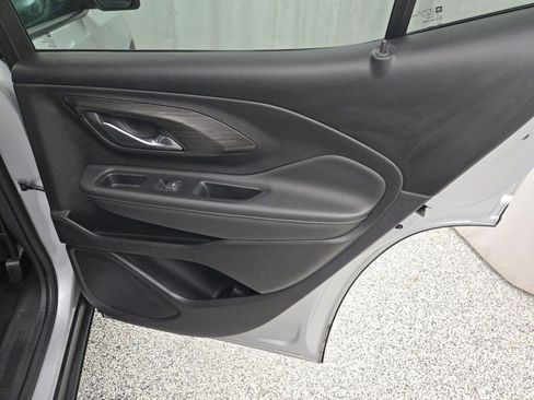 Used 2022 GMC Terrain SLE w/ Driver Convenience Package image 10