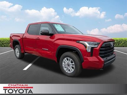 New 2026 Toyota Tundra SR5 w/ SR5 Premium Package