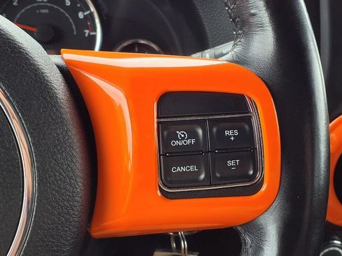 Used 2018 Jeep Wrangler Unlimited Sport S AWD/4WD image 21
