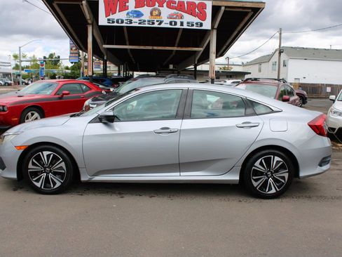 Used 2016 Honda Civic EX-T image 3