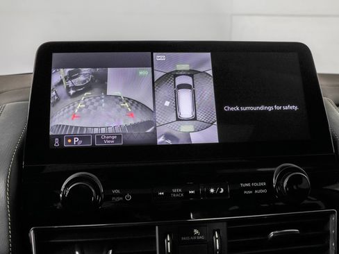 Used 2024 Nissan Armada Platinum w/ Captain's Chairs Package image 8