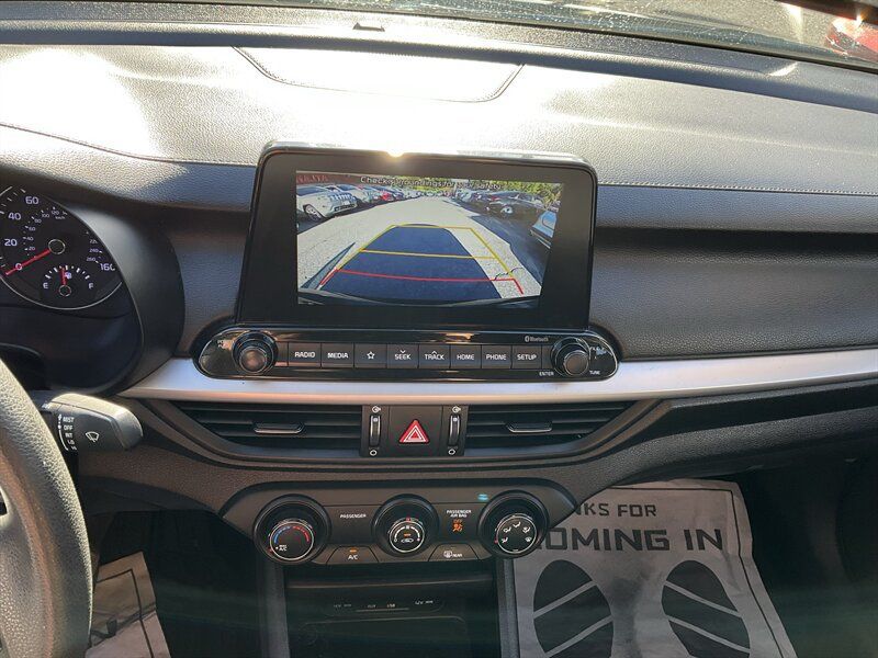 Used 2021 Kia Forte LXS FWD image 28
