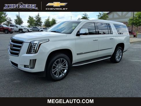 Certified 2016 Cadillac Escalade ESV 2WD image 1