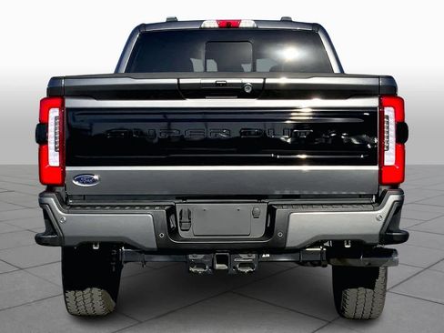 Certified 2026 Ford F250 Platinum AWD/4WD image 5