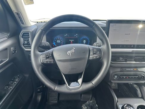 Used 2025 Ford Bronco Sport Badlands AWD/4WD image 13