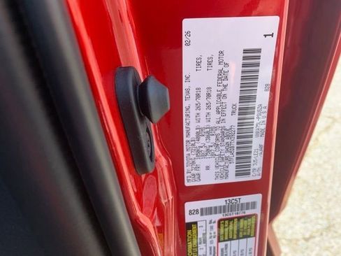 New 2026 Toyota Tundra SR5 AWD/4WD image 31