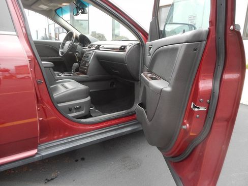 Used 2008 Ford Taurus Limited AWD/4WD image 35