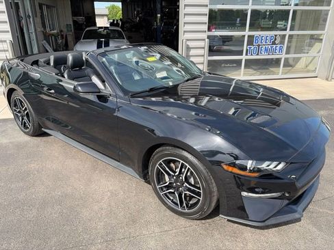 Used 2023 Ford Mustang Premium RWD image 4