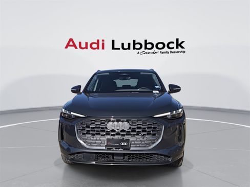 Used 2025 Audi Q5 Premium Plus w/ Premium Plus image 3