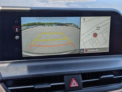 Used 2024 Kia Seltos EX FWD image 16