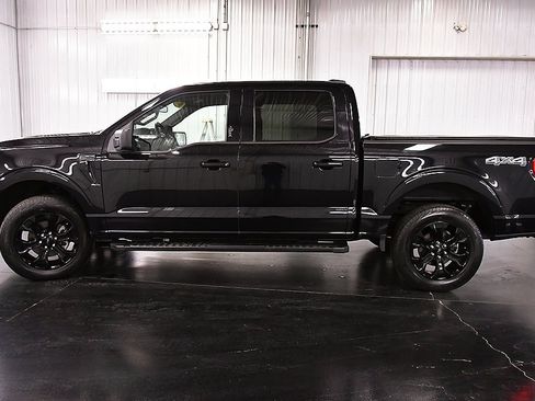Used 2023 Ford F150 XLT w/ XLT Black Appearance Package image 4
