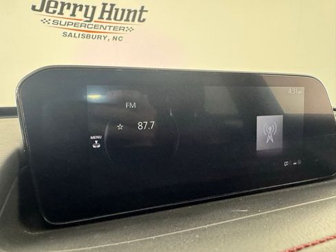 Used 2024 MAZDA CX-30 AWD 2.5 S w/ Preferred Package image 16