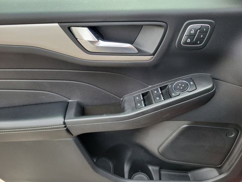 Used 2022 Ford Escape SEL w/ Technology Package image 20