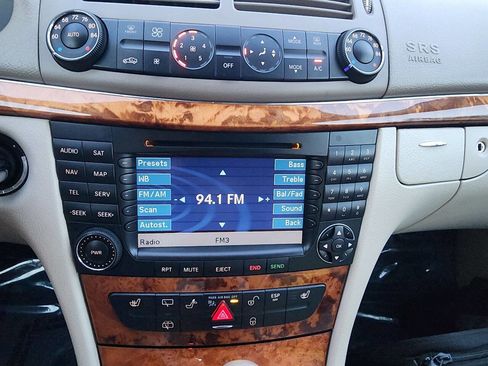 Used 2006 Mercedes-Benz E 350 Wagon image 36