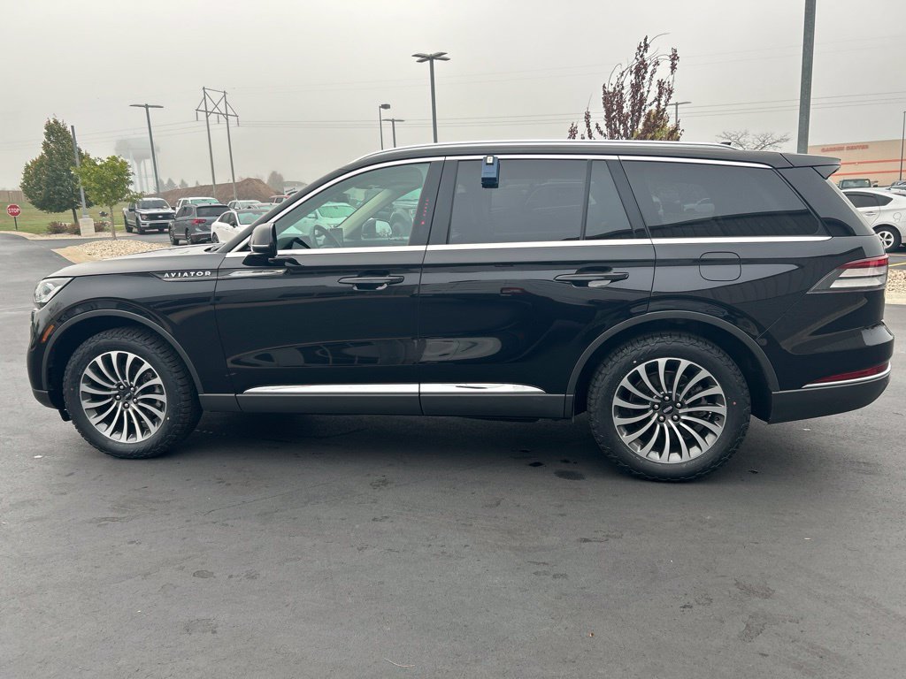 Certified 2020 Lincoln Aviator Reserve AWD/4WD image 11