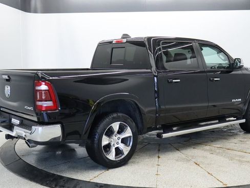 Used 2022 RAM 1500 Laramie AWD/4WD image 5