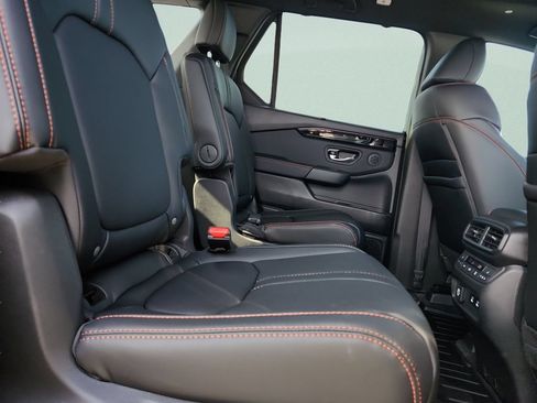New 2026 Honda Pilot TrailSport image 30
