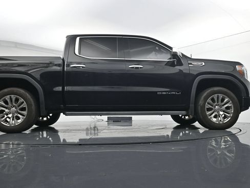Used 2019 GMC Sierra 1500 Denali w/ Denali Ultimate Package AWD/4WD image 24
