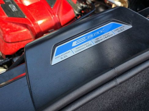 Used 2025 Chevrolet Corvette E-Ray AWD/4WD image 30