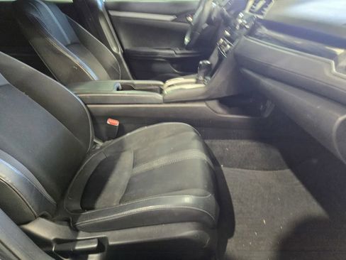 Used 2019 Honda Civic Sport image 7