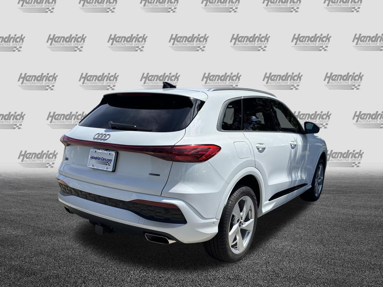 Certified 2025 Audi Q5 Premium AWD/4WD image 10