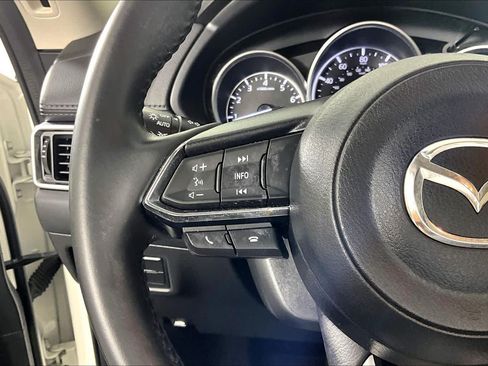 Used 2018 MAZDA CX-5 Touring w/ Preferred Equipment Package FWD image 23