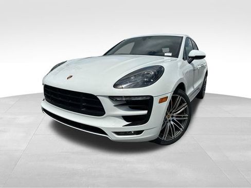 Used 2017 Porsche Macan GTS AWD/4WD image 9