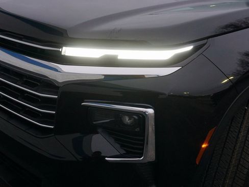 Used 2025 Chevrolet Traverse LT w/ LPO, Floor Liner Package image 32