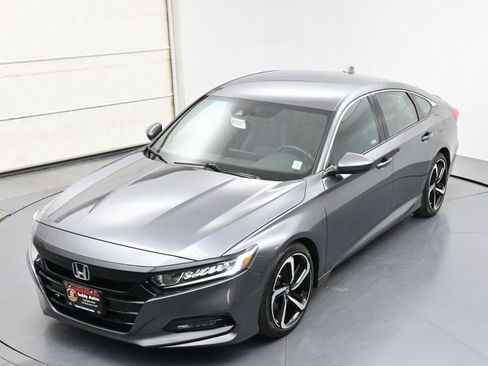 Used 2018 Honda Accord Sport image 35