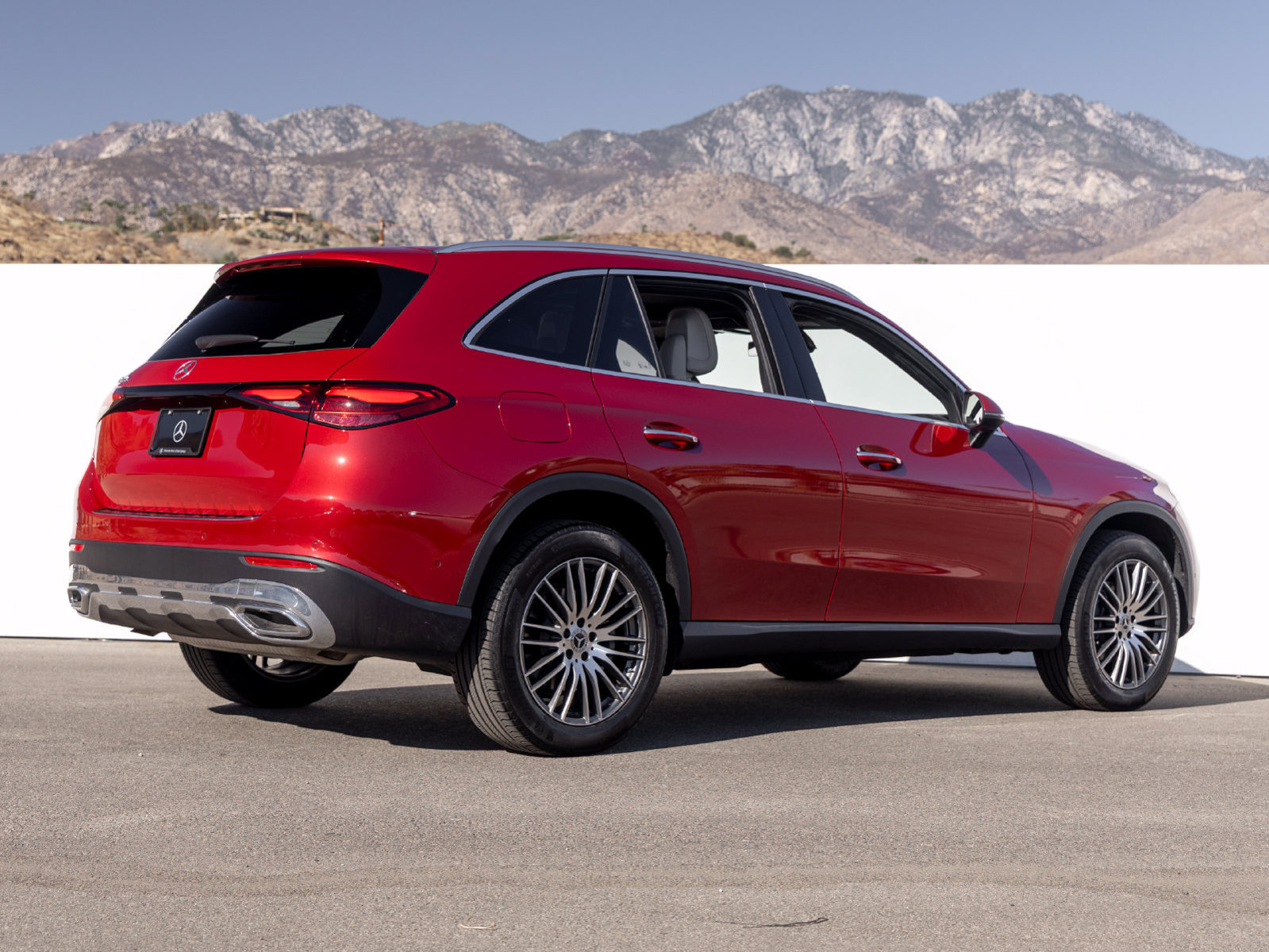 Certified 2026 Mercedes-Benz GLC 300 image 7