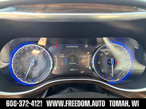 Used 2021 Chrysler Pacifica Limited w/ Premium & Safety Sphere Group AWD/4WD image 15