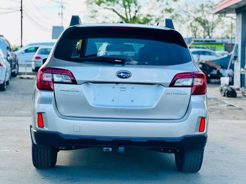 Used 2015 Subaru Outback 2.5i Limited image 6