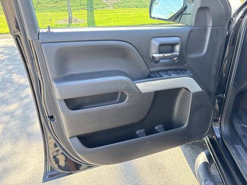 Used 2018 Chevrolet Silverado 1500 LT w/ All Star Edition AWD/4WD image 15