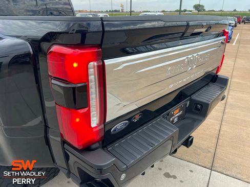 Used 2023 Ford F350 King Ranch w/ Chrome Package image 8