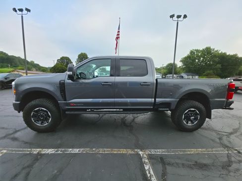 Used 2024 Ford F350 Lariat w/ Lariat Ultimate Package AWD/4WD image 2