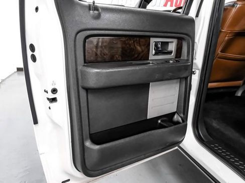 Used 2013 Ford F150 Platinum image 40