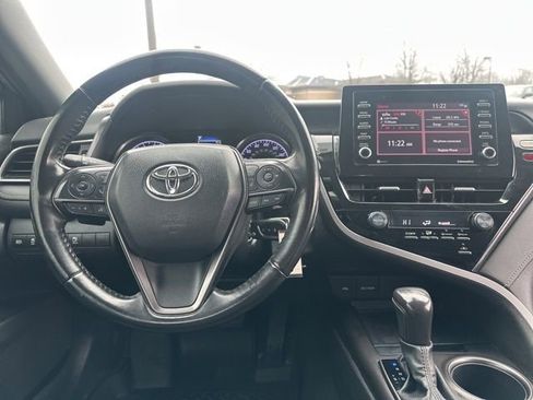 Used 2021 Toyota Camry SE image 8