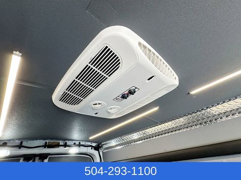 Certified 2024 Ford Transit 250 148 High Roof Extended RWD image 27