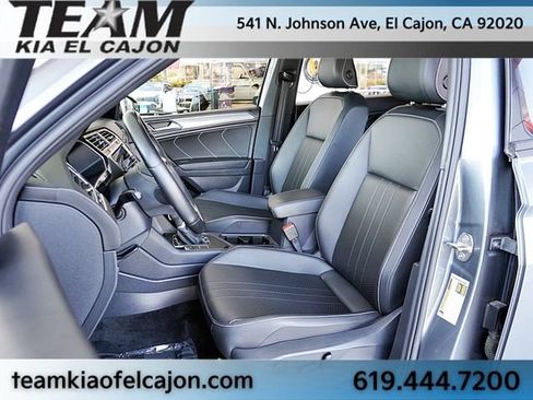 Used 2023 Volkswagen Tiguan SE R-Line FWD image 15