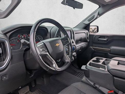 Used 2019 Chevrolet Silverado 1500 LT w/ All-Star Edition image 9
