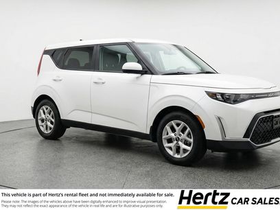 Used 2025 Kia Soul LX w/ LX Technology Package